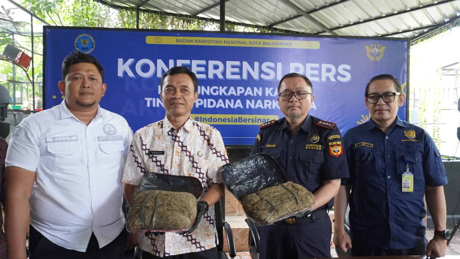 BNNK & BC Balikpapan Ungkap Ganja 1,9 Kilogram di Awal Tahun 2024